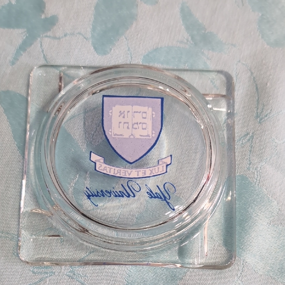 Yale University Glass Ashtray - Picture 3 of 3
